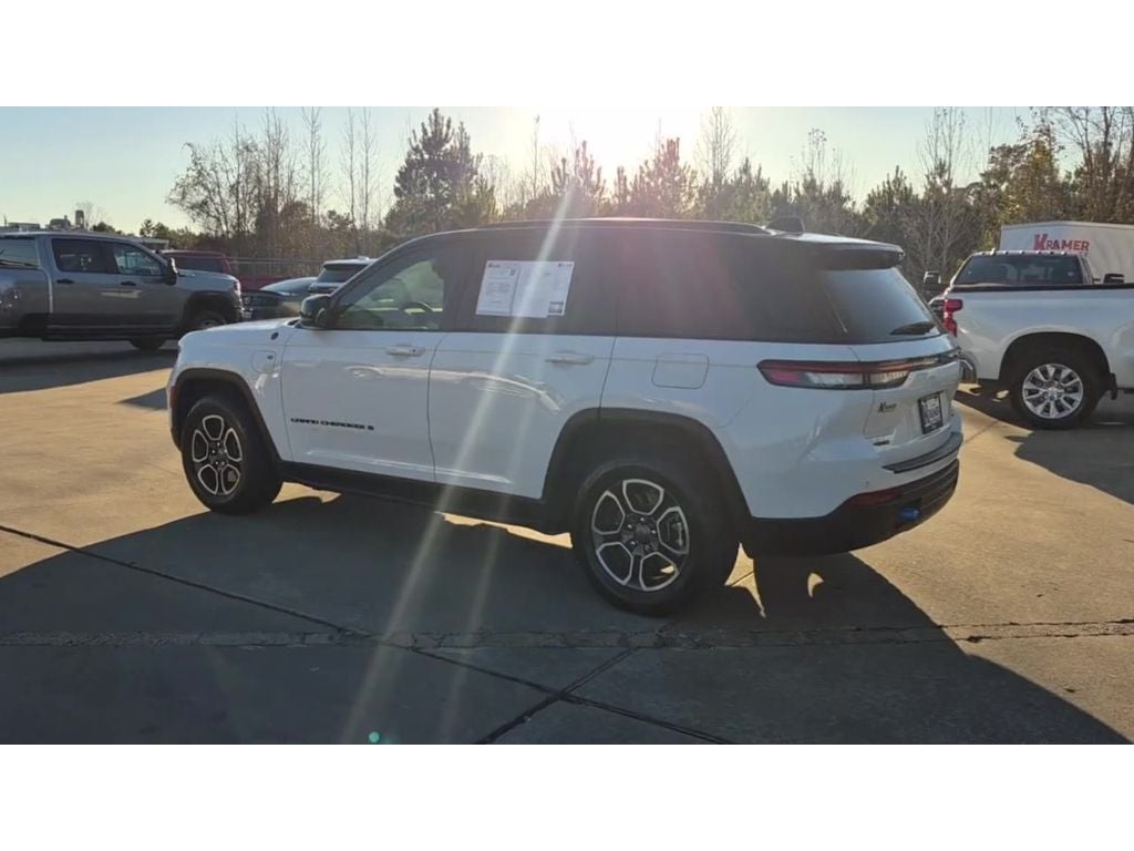 2022 Jeep Grand Cherokee 4xe Trailhawk