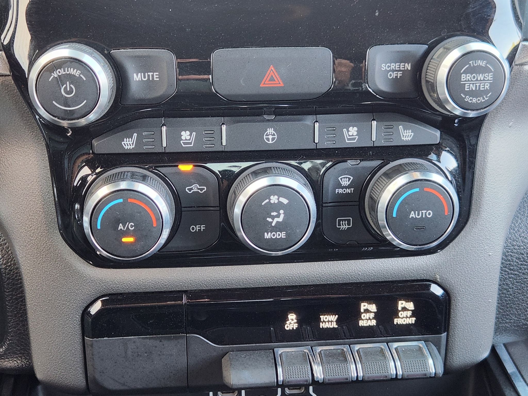2022 RAM Ram 1500 Laramie