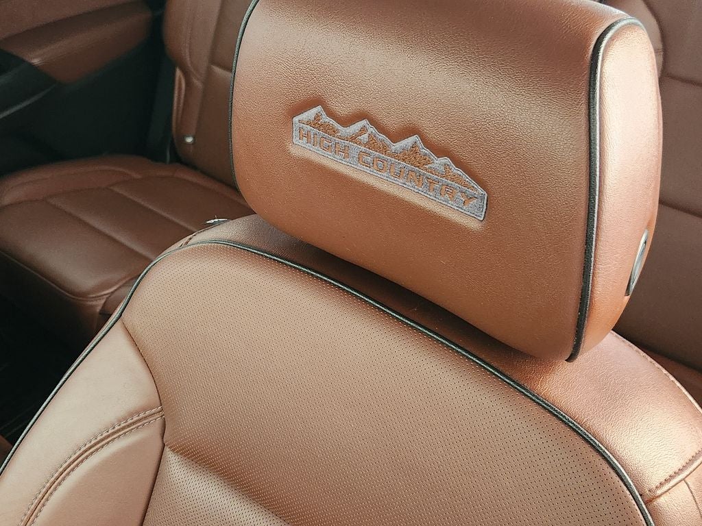 2020 Chevrolet Traverse High Country
