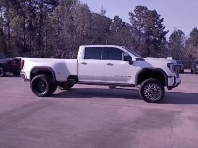 2024 GMC Sierra 3500HD Denali Ultimate