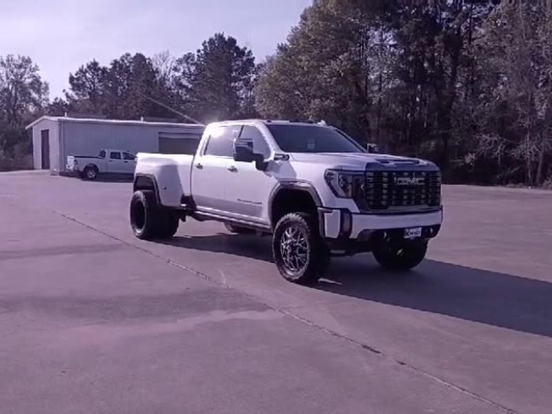 2024 GMC Sierra 3500HD Denali Ultimate