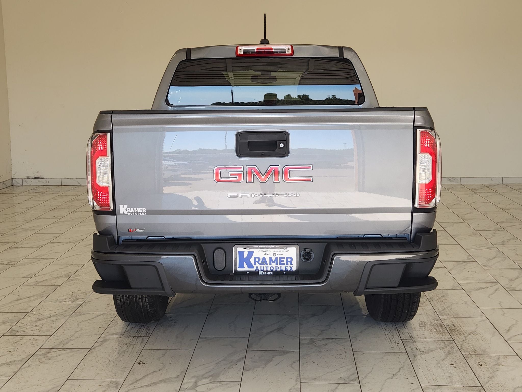 2022 GMC Canyon 2WD Elevation Standard