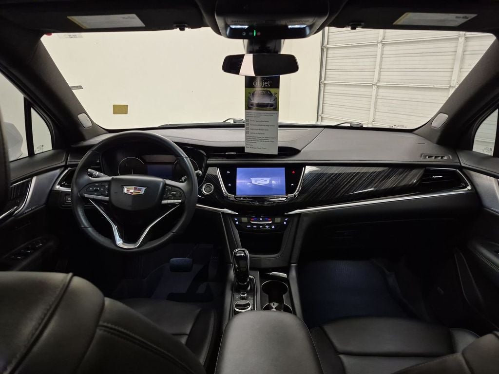 2024 Cadillac XT6 FWD Premium Luxury