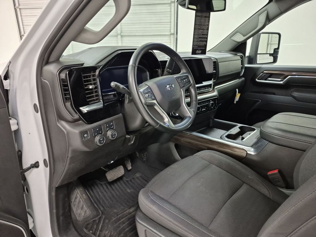 2025 Chevrolet Silverado 2500HD LT