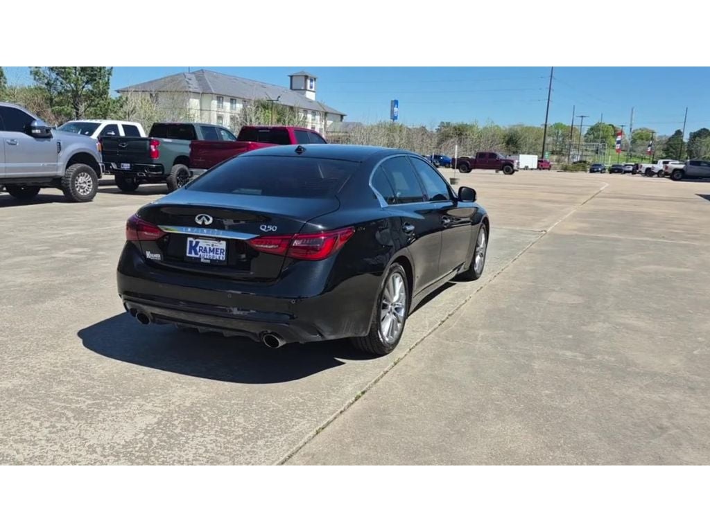 2023 INFINITI Q50 LUXE