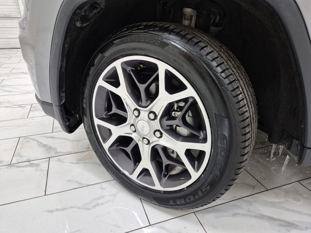 2019 Jeep Grand Cherokee Limited 4x2