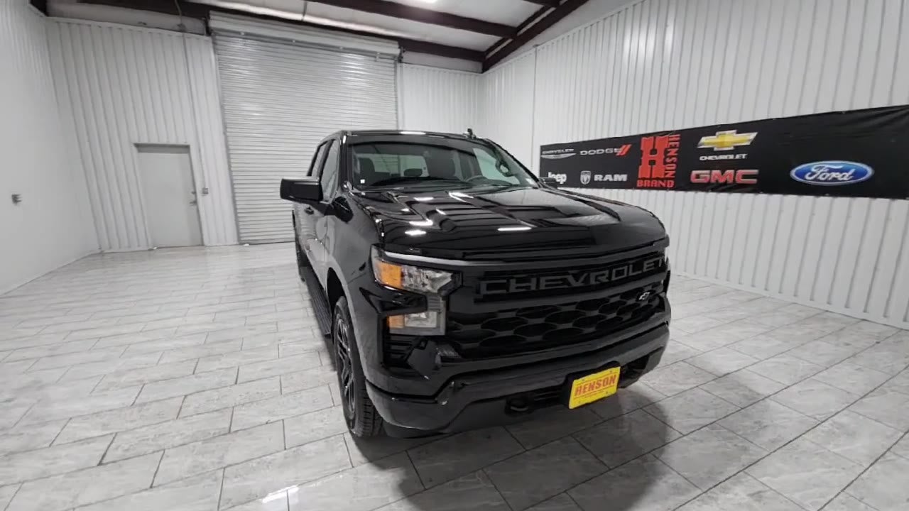 2026 Chevrolet Silverado 1500 Custom