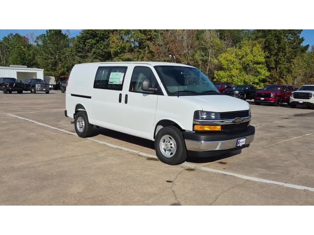 2025 Chevrolet Express Cargo 2500 WT
