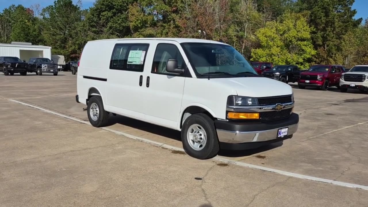 2025 Chevrolet Express Cargo 2500 WT