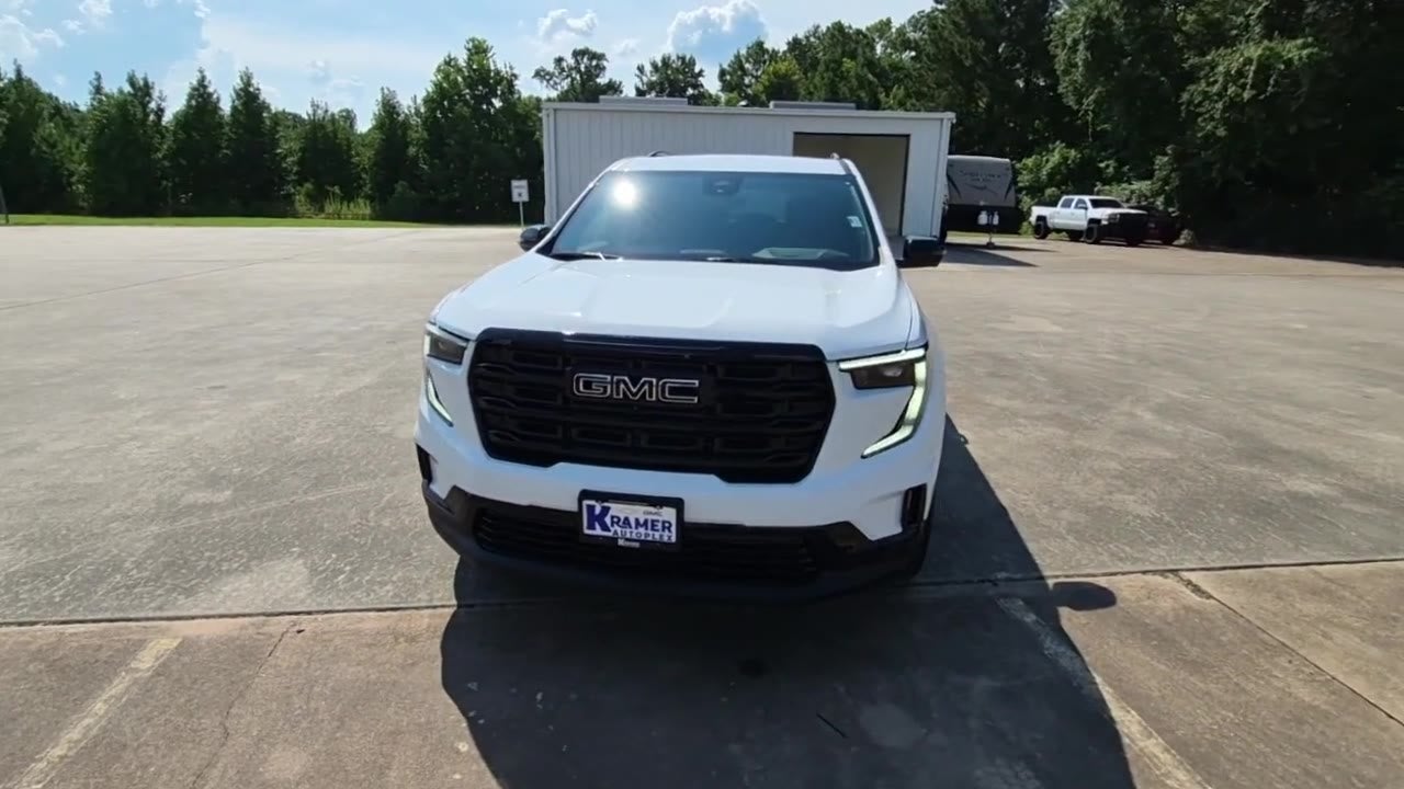 2026 GMC Acadia Elevation