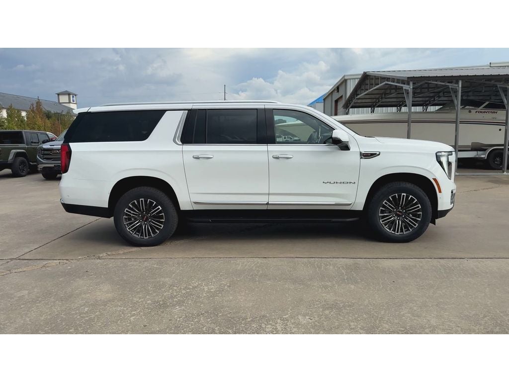 2026 GMC Yukon XL Elevation
