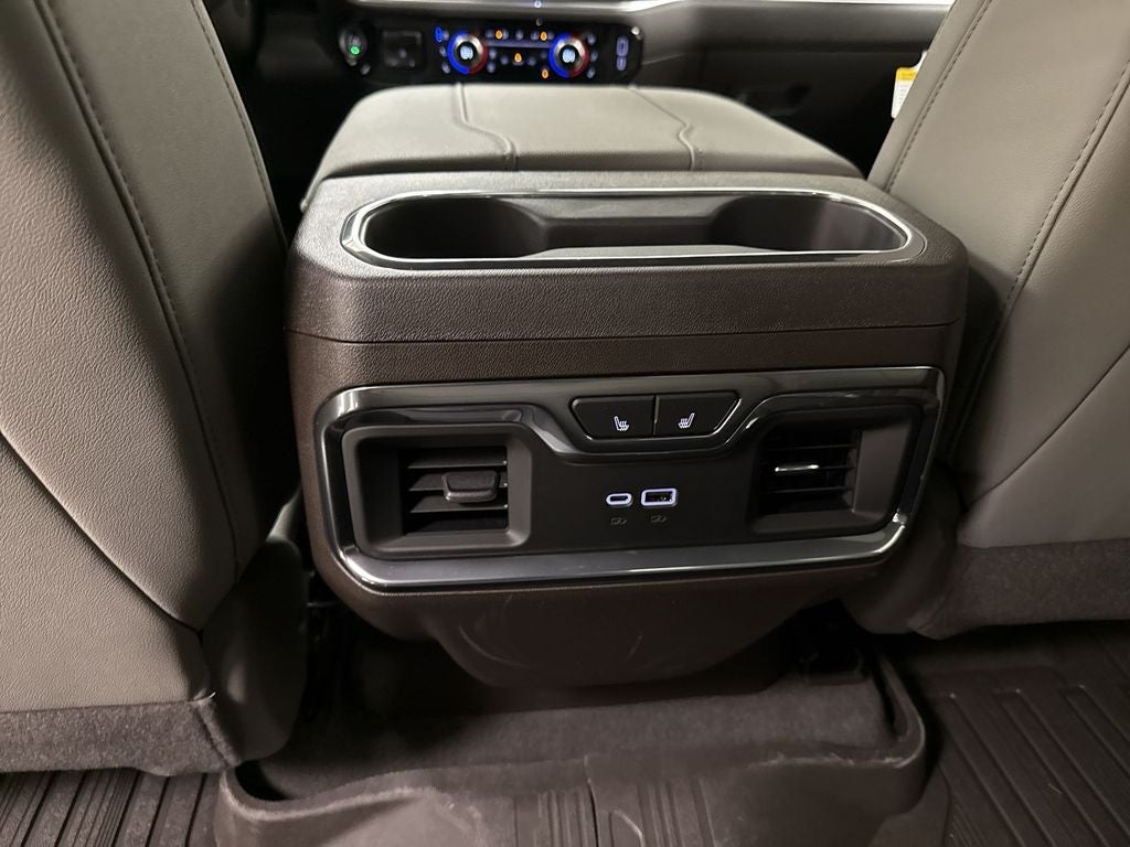 2026 GMC Sierra 3500 HD SLT DRW