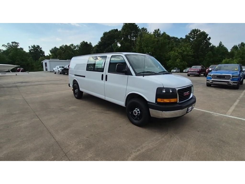 2025 GMC Savana Cargo 2500 Work Van