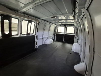 2025 GMC Savana Cargo 2500 Work Van