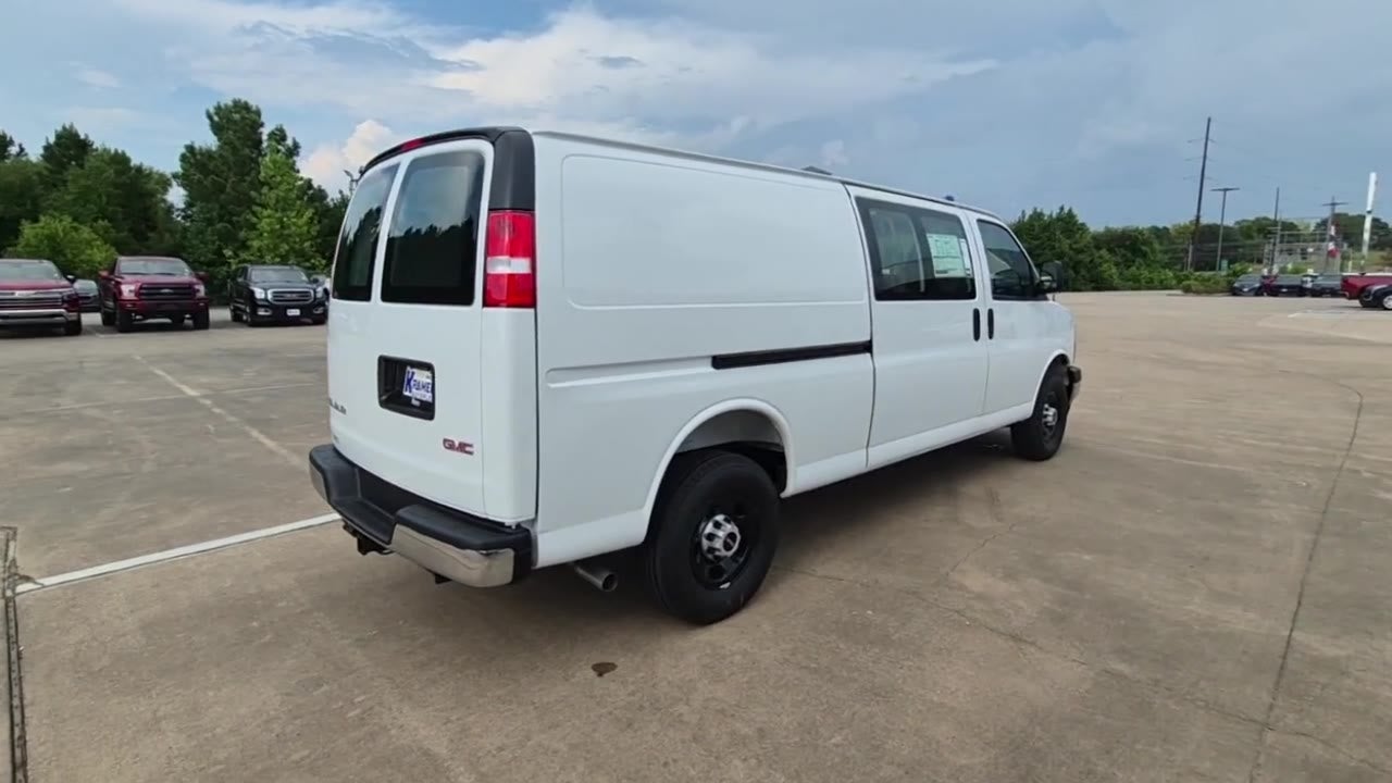 2025 GMC Savana Cargo 2500 Work Van