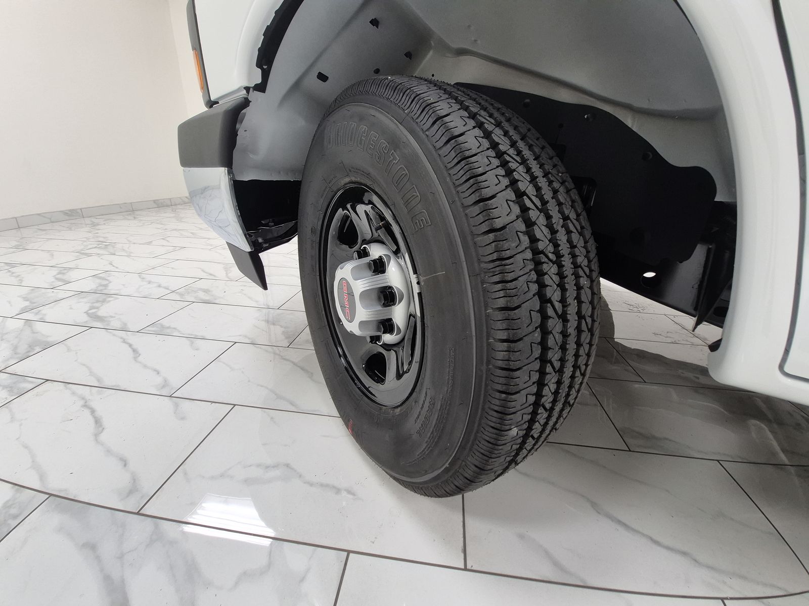 2025 GMC Savana Cargo 2500 Work Van