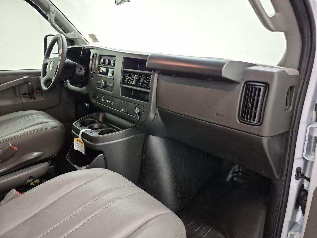 2025 GMC Savana Cargo 2500 Work Van