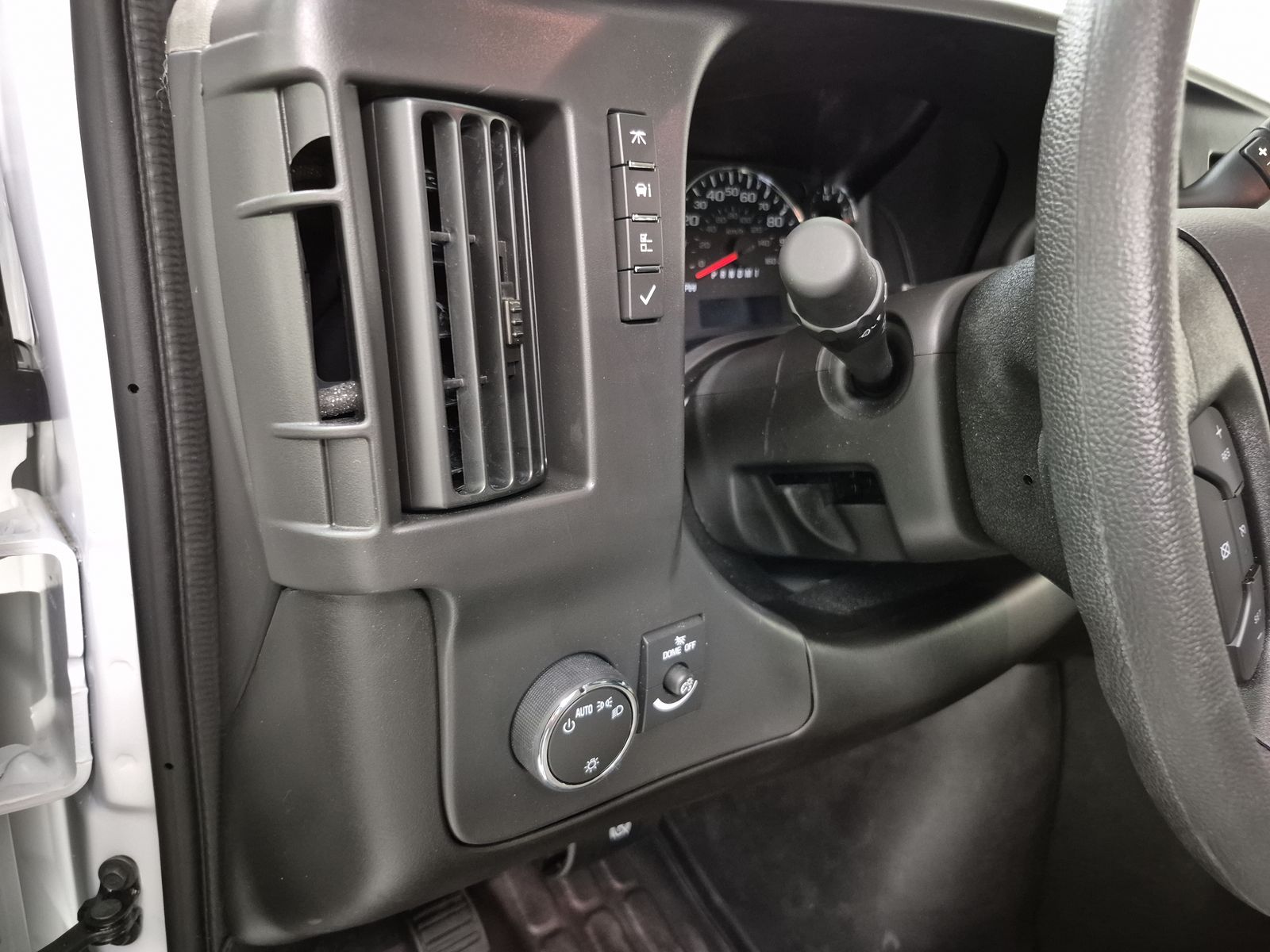 2025 GMC Savana Cargo 2500 Work Van