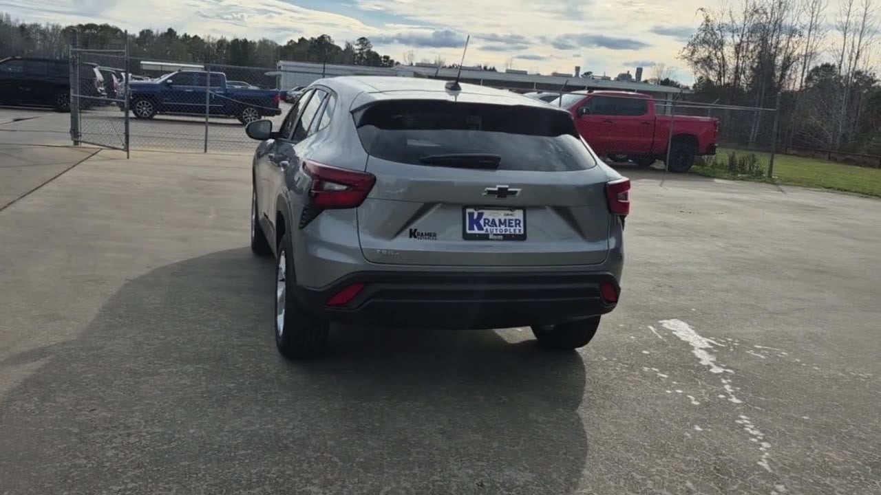 2026 Chevrolet Trax LS