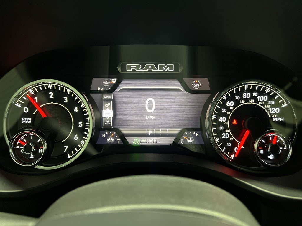 2025 RAM 1500 Laramie Crew Cab 4x4 5'7" Box