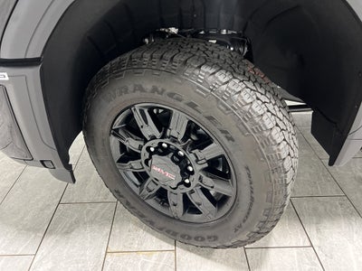 2025 GMC Sierra 2500 HD AT4