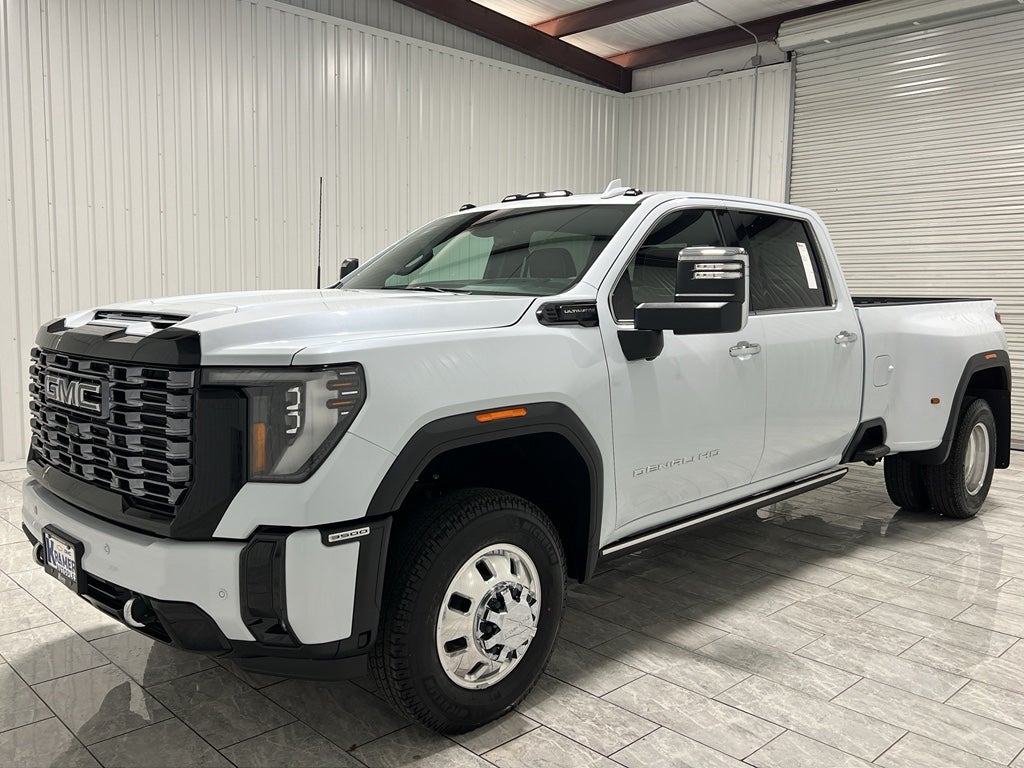 2026 GMC Sierra 3500 HD Denali Ultimate DRW