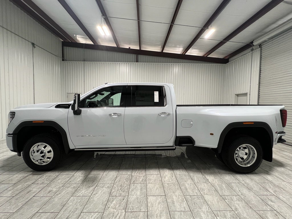 2026 GMC Sierra 3500 HD Denali Ultimate DRW