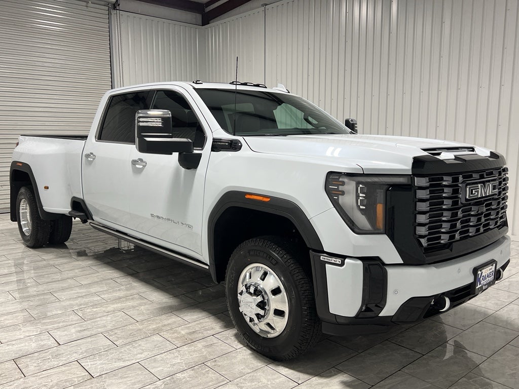 2026 GMC Sierra 3500 HD Denali Ultimate DRW