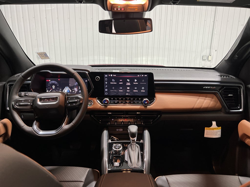 2025 GMC Canyon AT4