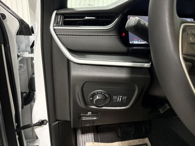 2025 Jeep Grand Cherokee L Altitude X 4x2