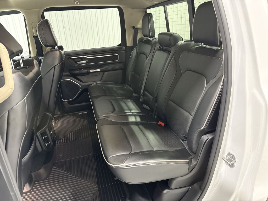 2021 RAM 1500 Laramie Crew Cab 4x4 6'4' Box