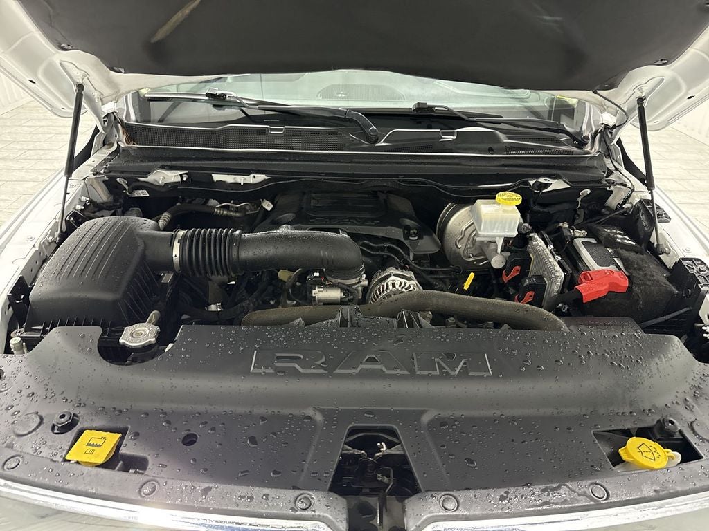 2021 RAM 1500 Laramie Crew Cab 4x4 6'4' Box