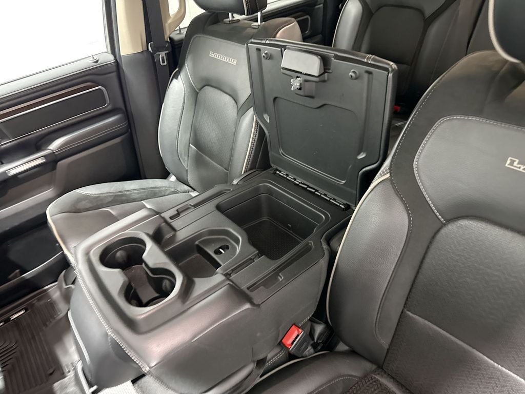 2021 RAM 1500 Laramie Crew Cab 4x4 6'4' Box