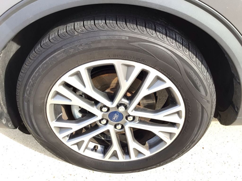 2021 Ford Escape SEL