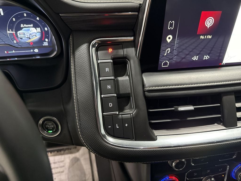 2023 GMC Yukon 4WD SLT