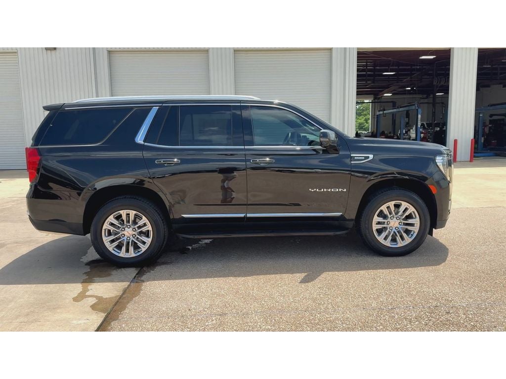 2023 GMC Yukon 4WD SLT