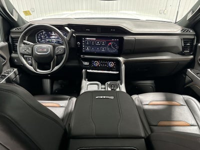 2025 GMC Sierra 2500HD 4WD Crew Cab Standard Bed AT4