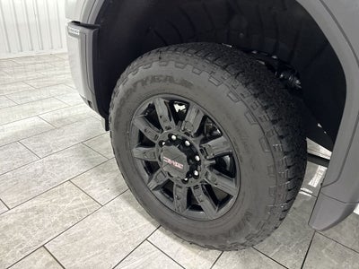 2025 GMC Sierra 2500HD 4WD Crew Cab Standard Bed AT4
