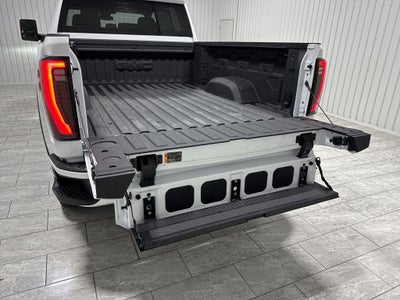 2025 GMC Sierra 2500HD 4WD Crew Cab Standard Bed AT4