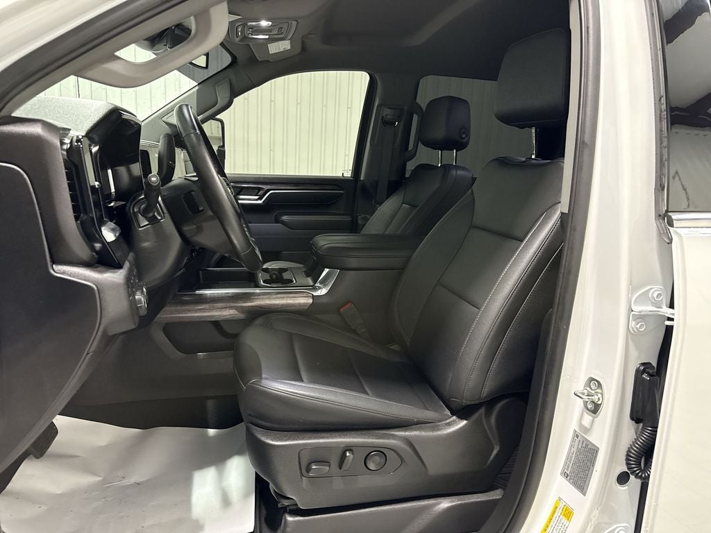 2025 Chevrolet Silverado 2500HD 4WD Crew Cab Standard Bed LTZ