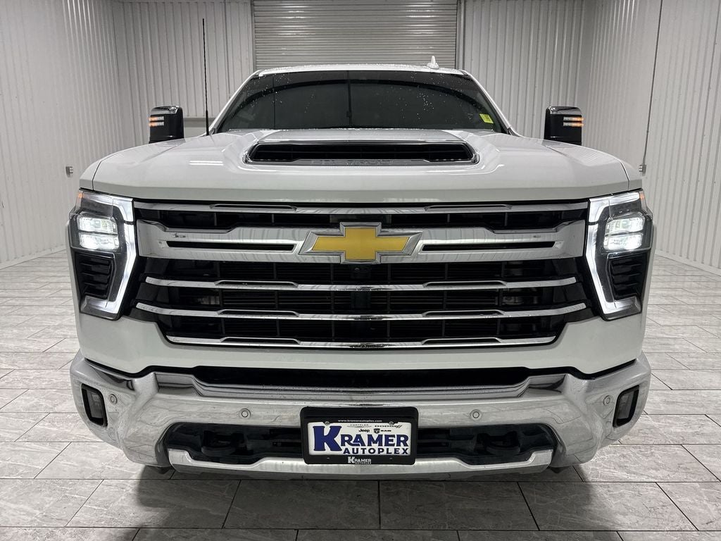 2025 Chevrolet Silverado 2500HD 4WD Crew Cab Standard Bed LTZ