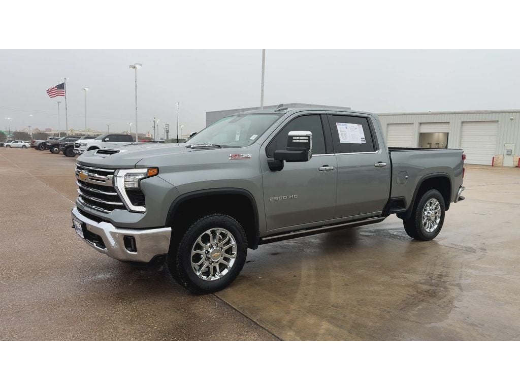 2024 Chevrolet Silverado 2500HD 4WD Crew Cab Standard Bed LTZ