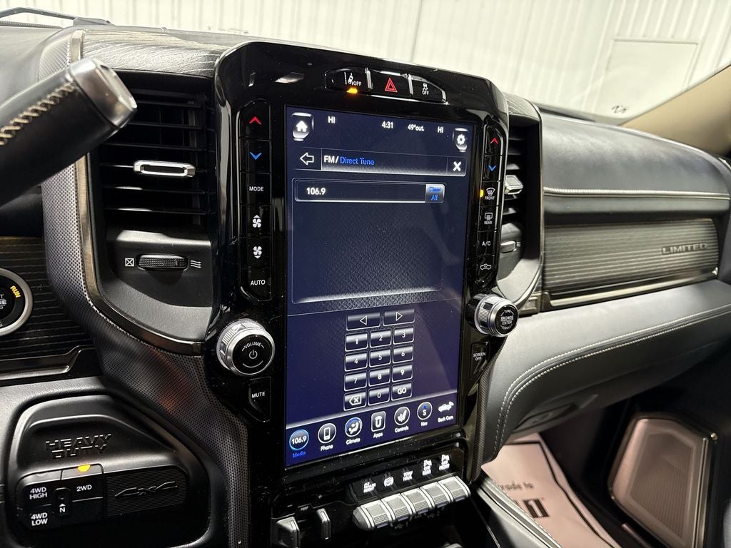 2021 RAM 3500 Limited Crew Cab 4x4 8' Box