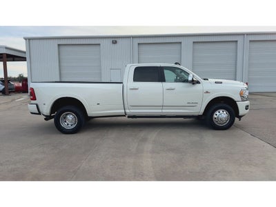 2021 RAM 3500 Limited Crew Cab 4x4 8' Box