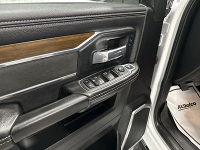 2022 RAM 2500 Laramie Crew Cab 4x4 6'4' Box