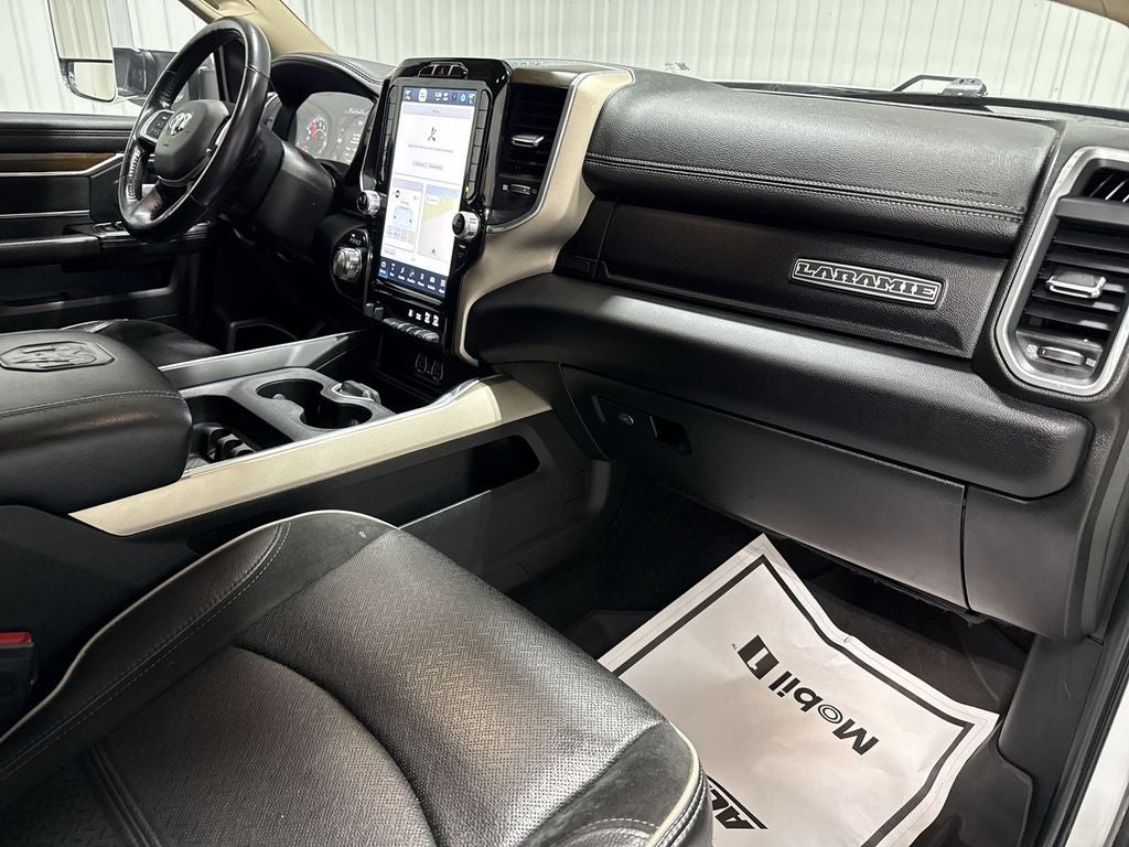 2022 RAM 2500 Laramie Crew Cab 4x4 6'4' Box