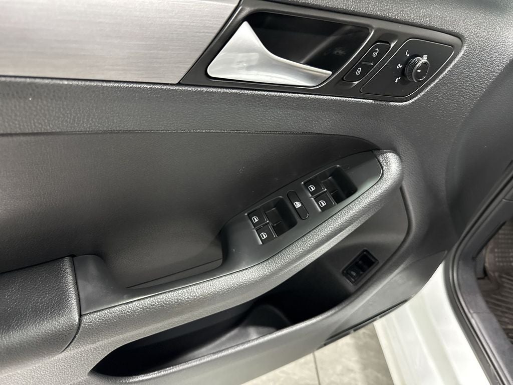 2016 Volkswagen Jetta 1.8T Sport