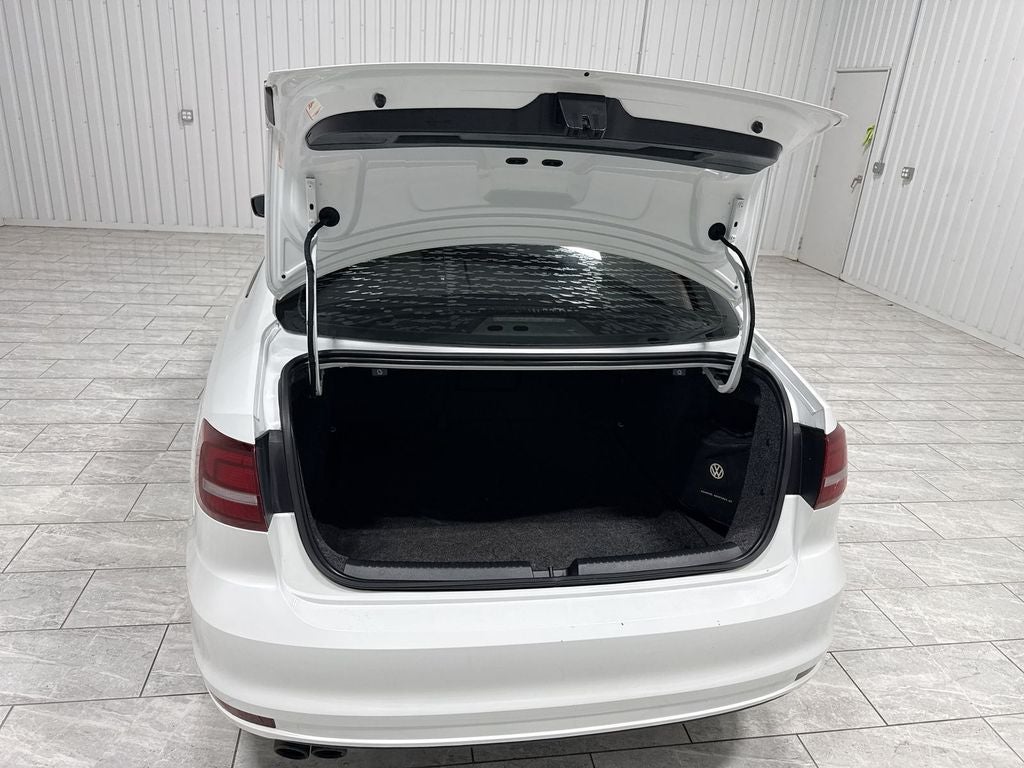 2016 Volkswagen Jetta 1.8T Sport