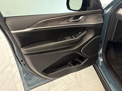 2026 Jeep Grand Cherokee L Limited 4x2