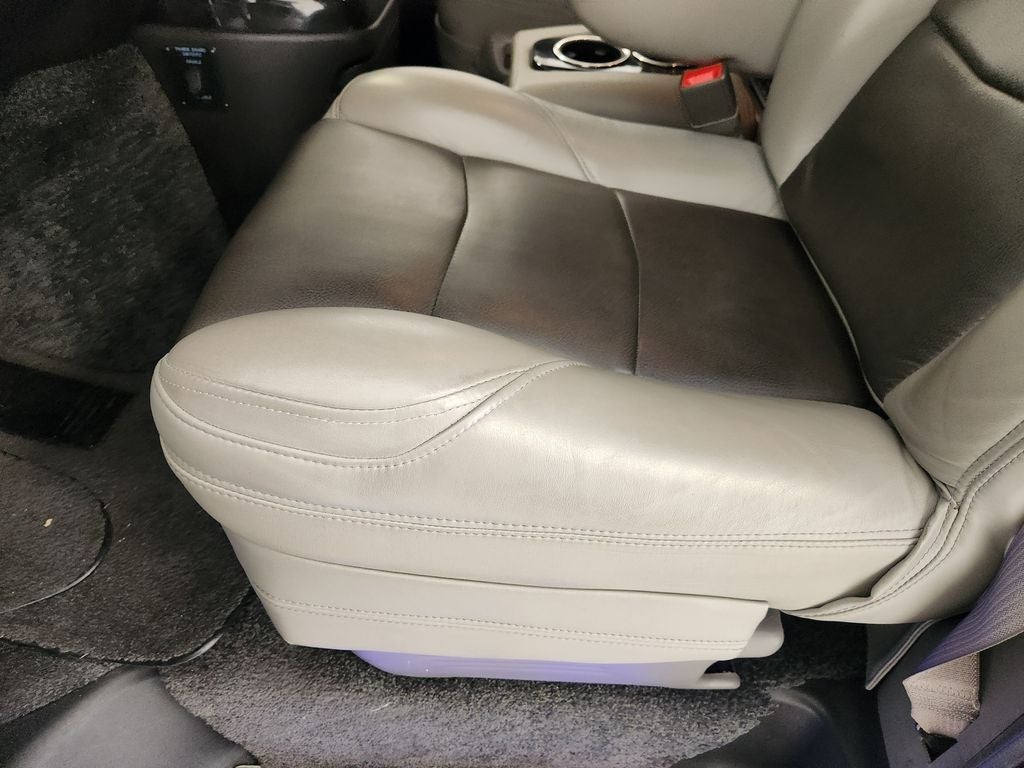 2021 Chevrolet Express Passenger 2500 1LS